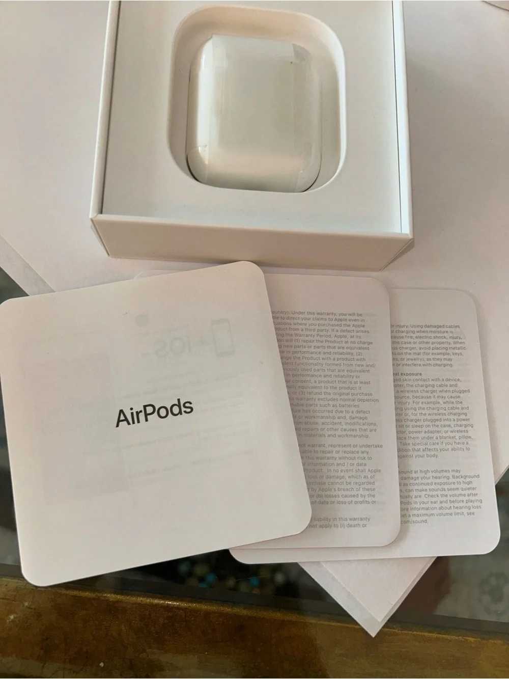 Apple AirPods 2nd Generation A2031 A2032 A1602 MV7N2AM/A w/ Case Boxed